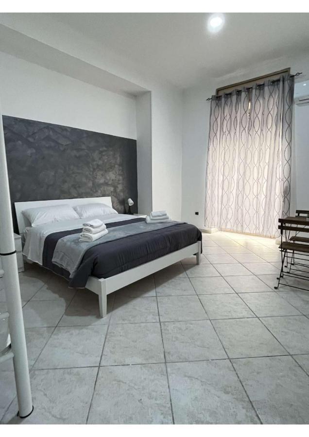 La Svolta Rooms Naples Exterior photo