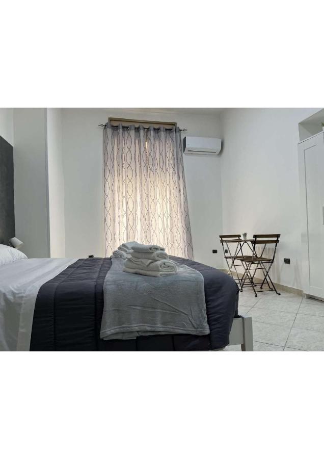 La Svolta Rooms Naples Exterior photo